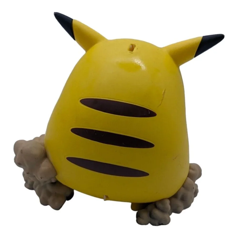 2021 Pokemon Pikachu VMAX Gigantamax Figure 3.5in READ